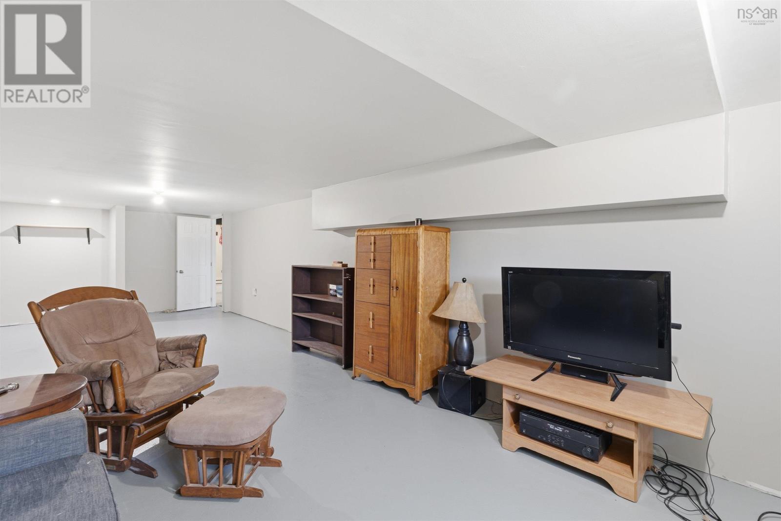 Property 22 of 49 of 256 Dyke Road