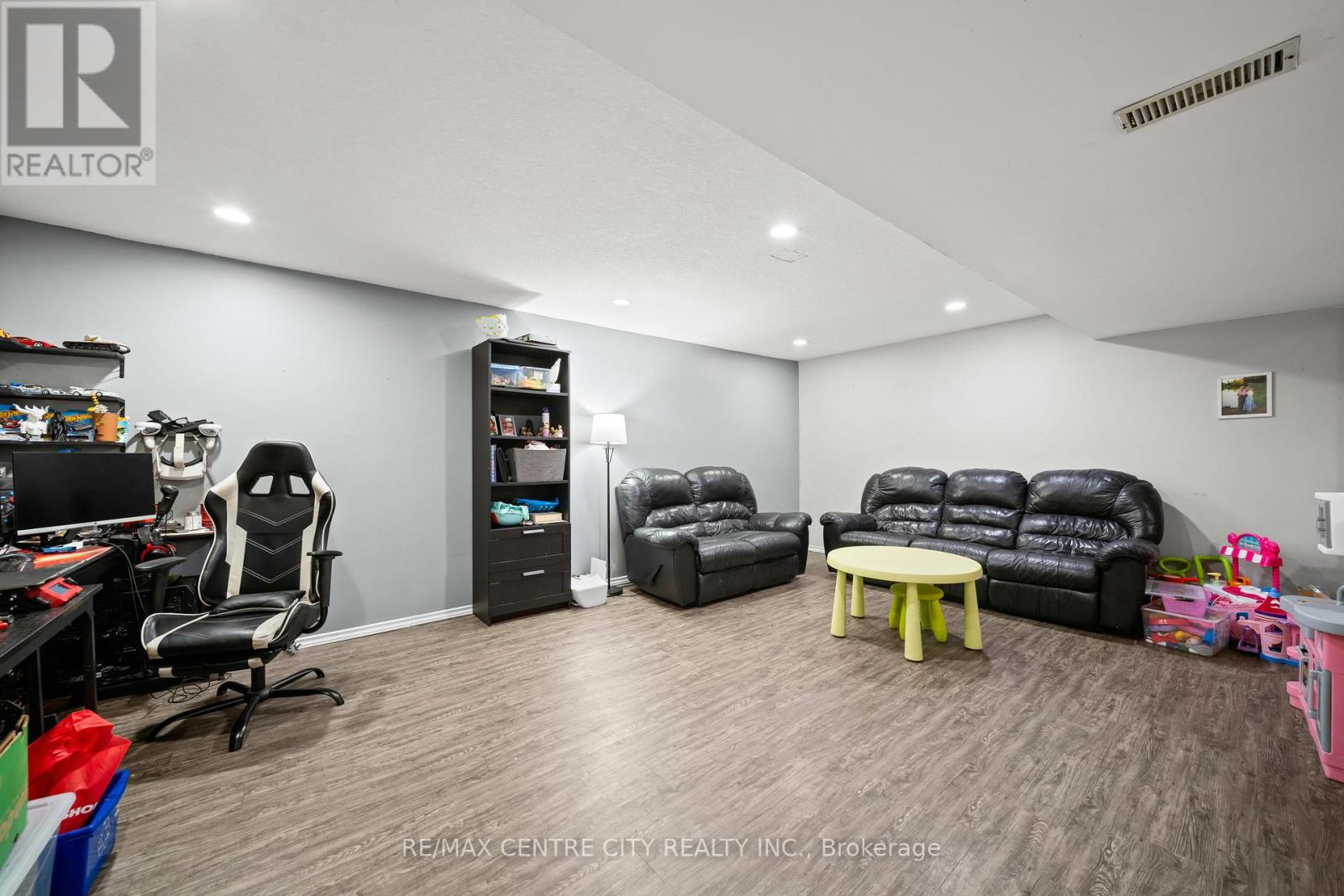 135 CAVERLY ROAD - 20