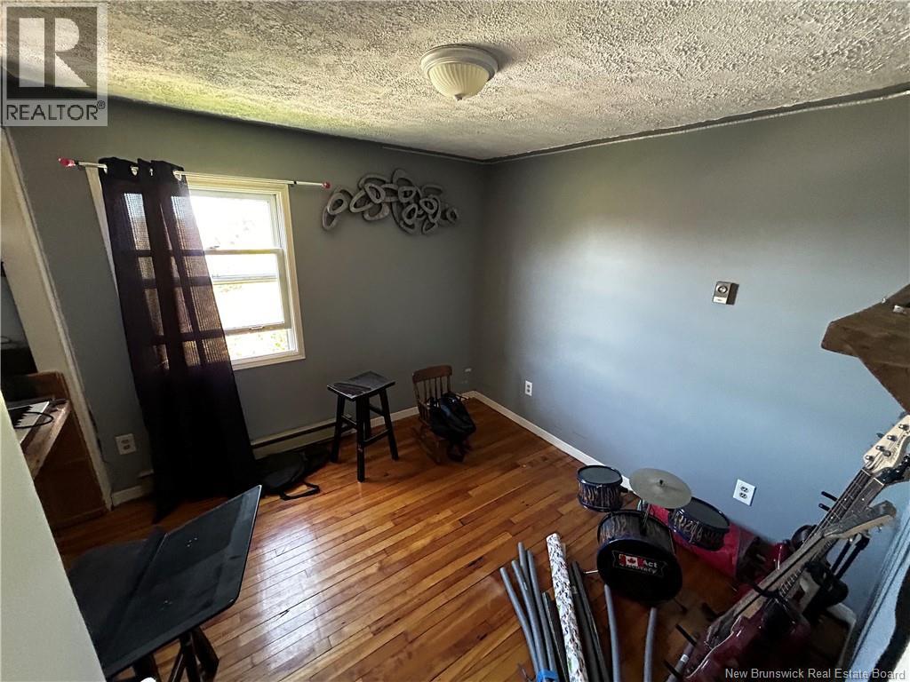 55 Jean Street - 16