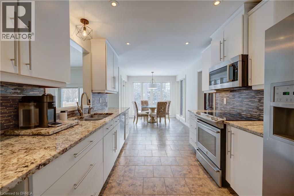 9 SCARFE Gardens, Brantford, Ontario, N3T6B2 — Photo 14