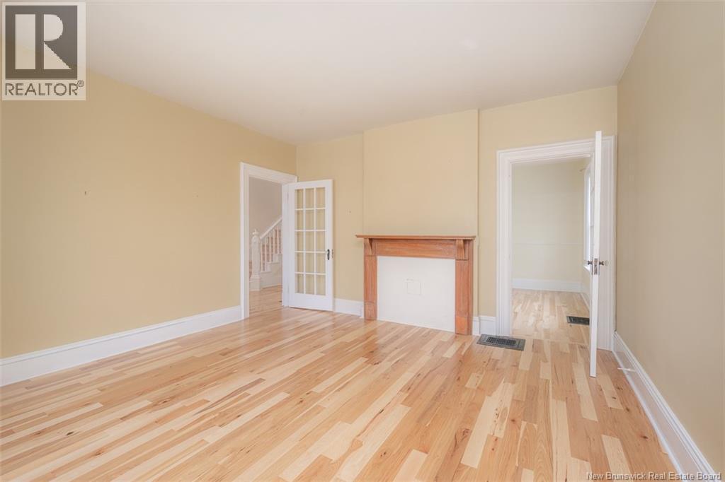332 Saunders Street - 6