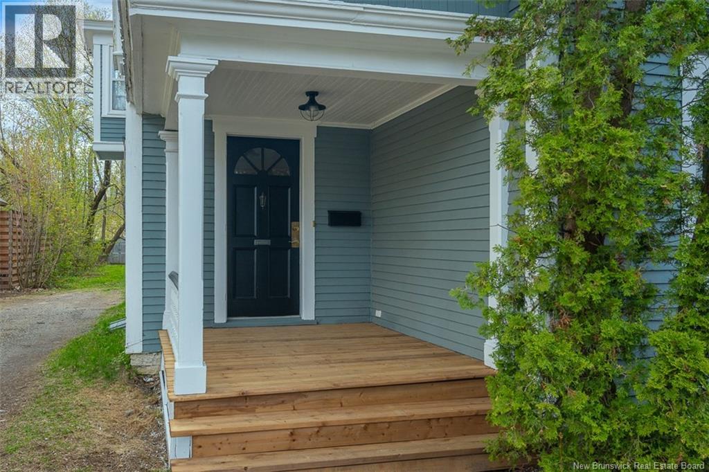 332 Saunders Street - 48
