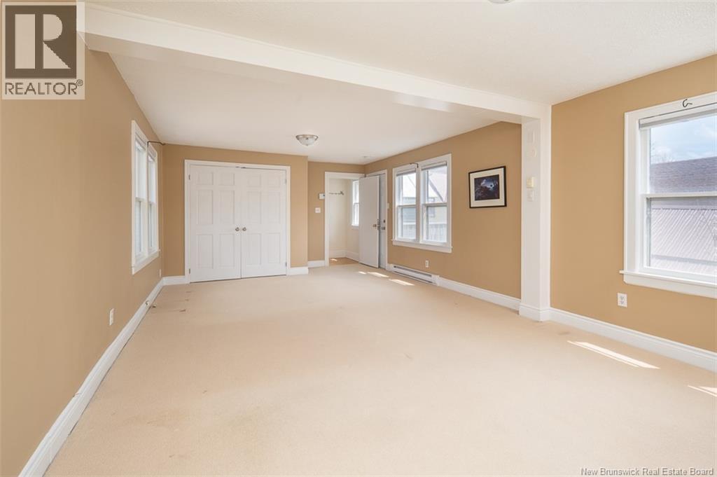 332 Saunders Street - 41