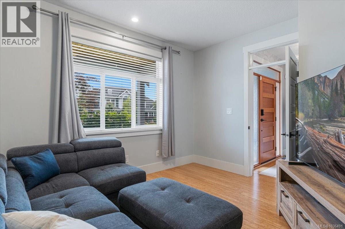 6153 Carmanah Way, Nanaimo