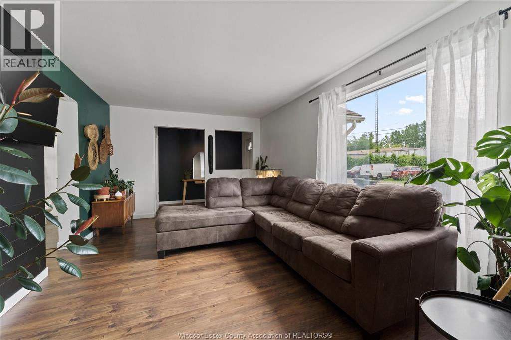 2186 Janette, Windsor, Ontario, N8X1Z8 — Photo 21