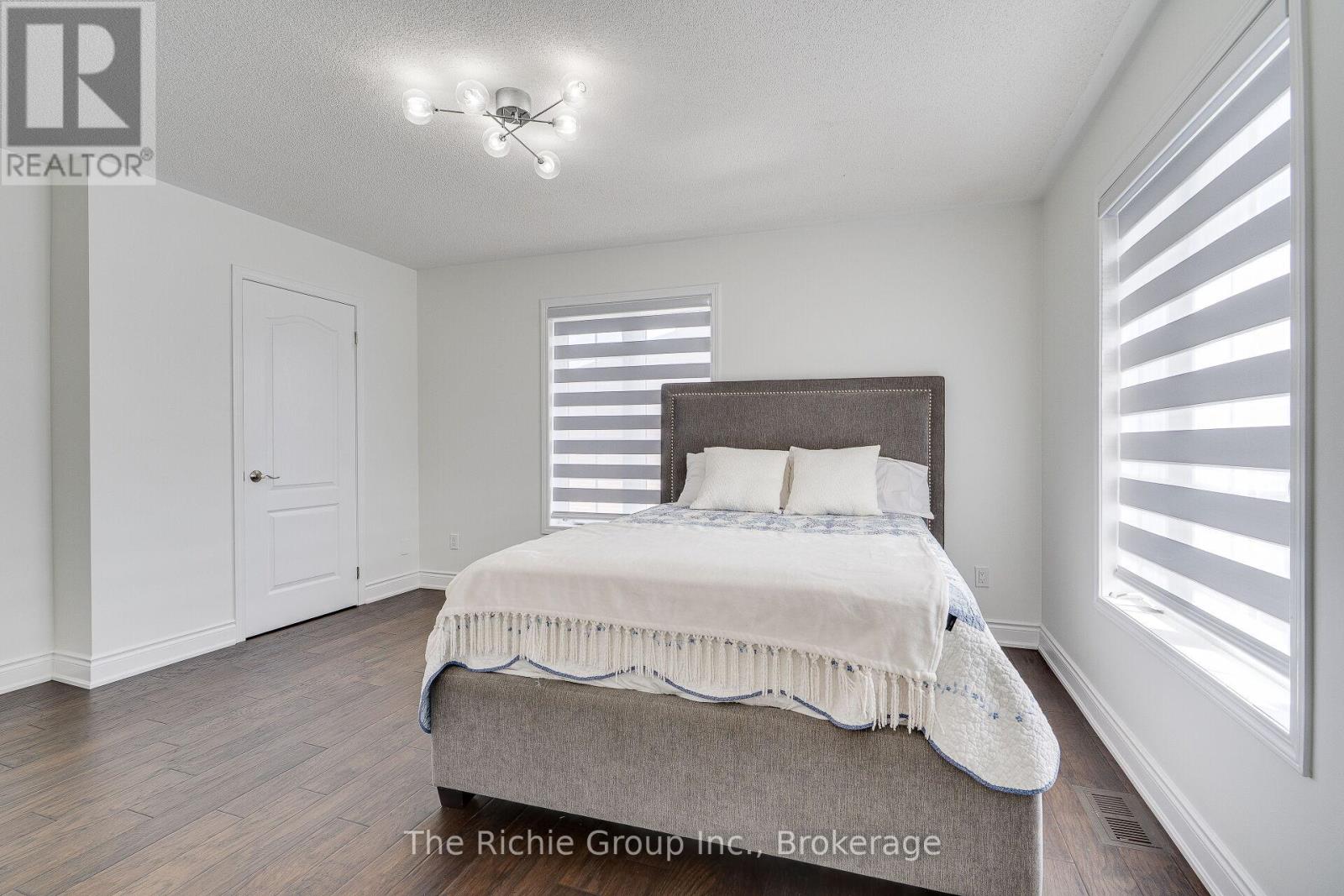 59 TARQUINI CRESCENT - 22