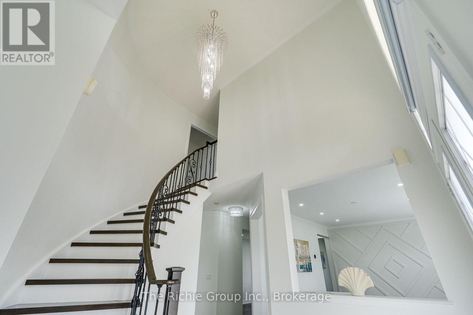 59 TARQUINI CRESCENT - 5