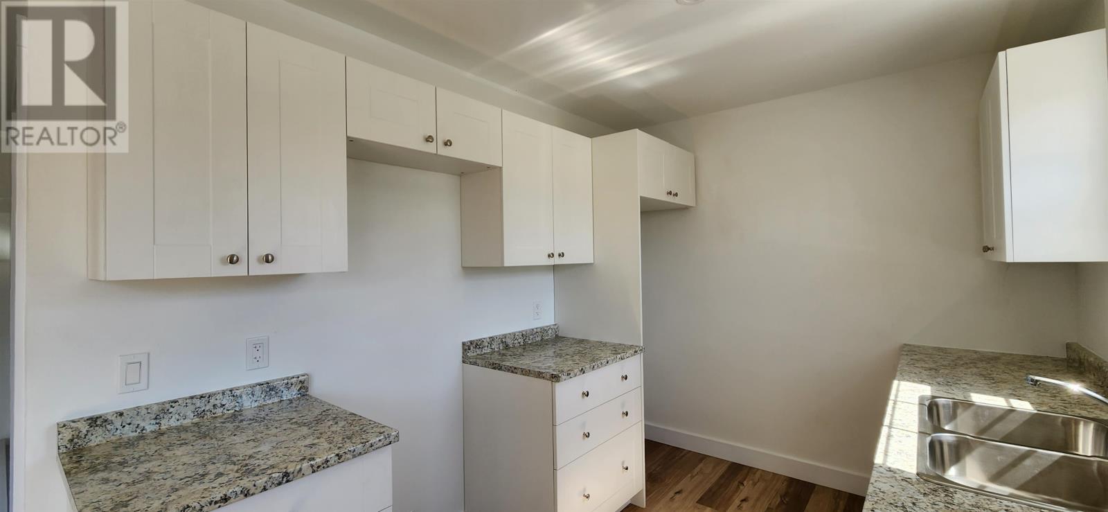 333 Dover Road - 16