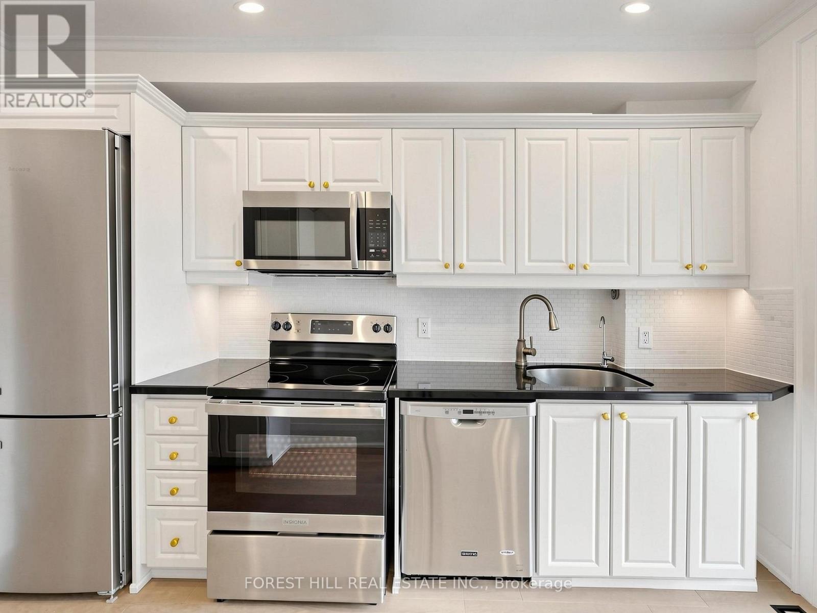 277 SNOWDON AVENUE - 7