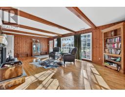 Living room - 3208 Young Avenue, Fort Erie, ON L0S1N0 Photo 6