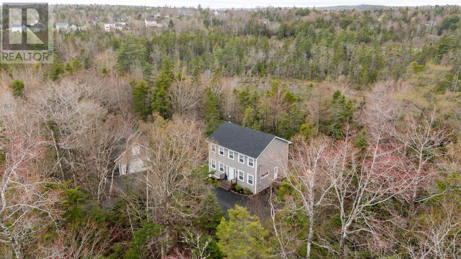176 Clivedon Court - 43