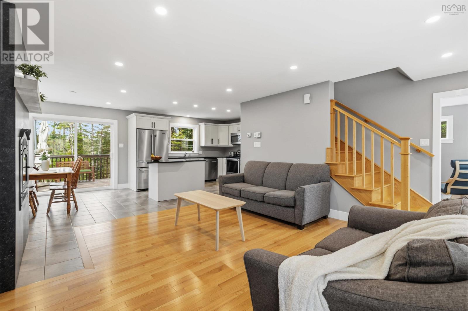 176 Clivedon Court - 6