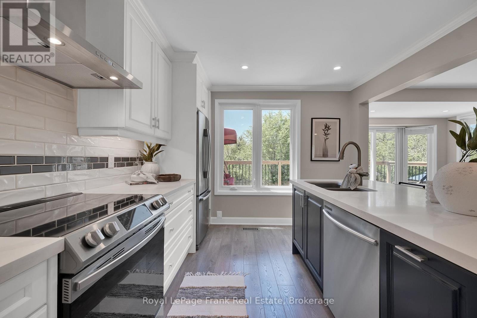53 PINEDALE CRESCENT - 20