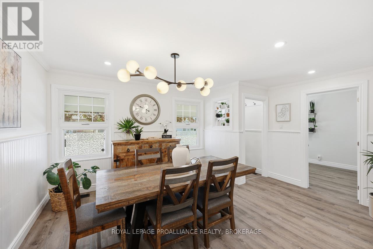 98 CARLETON STREET - 6