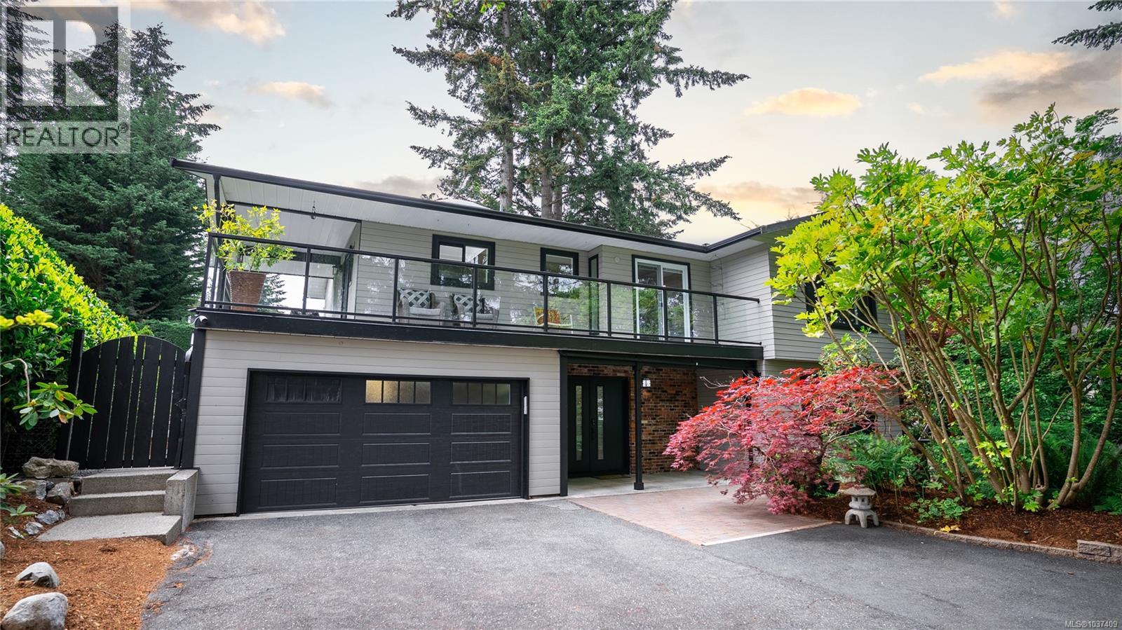 6258 Robin Way - 2