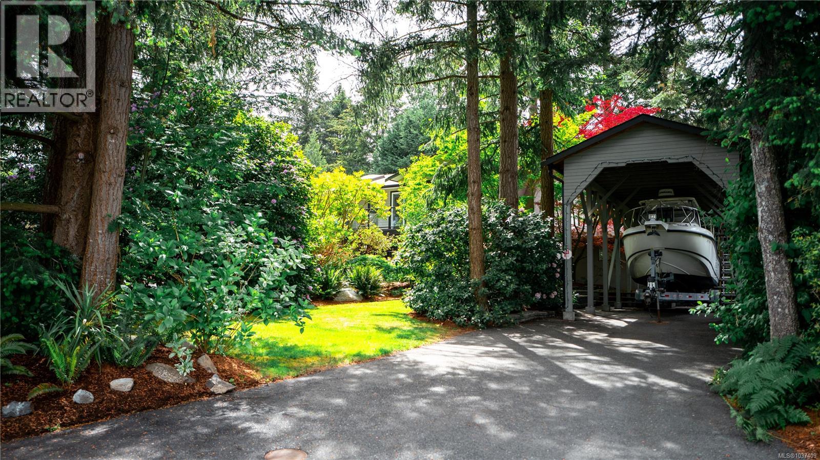 6258 Robin Way - 6