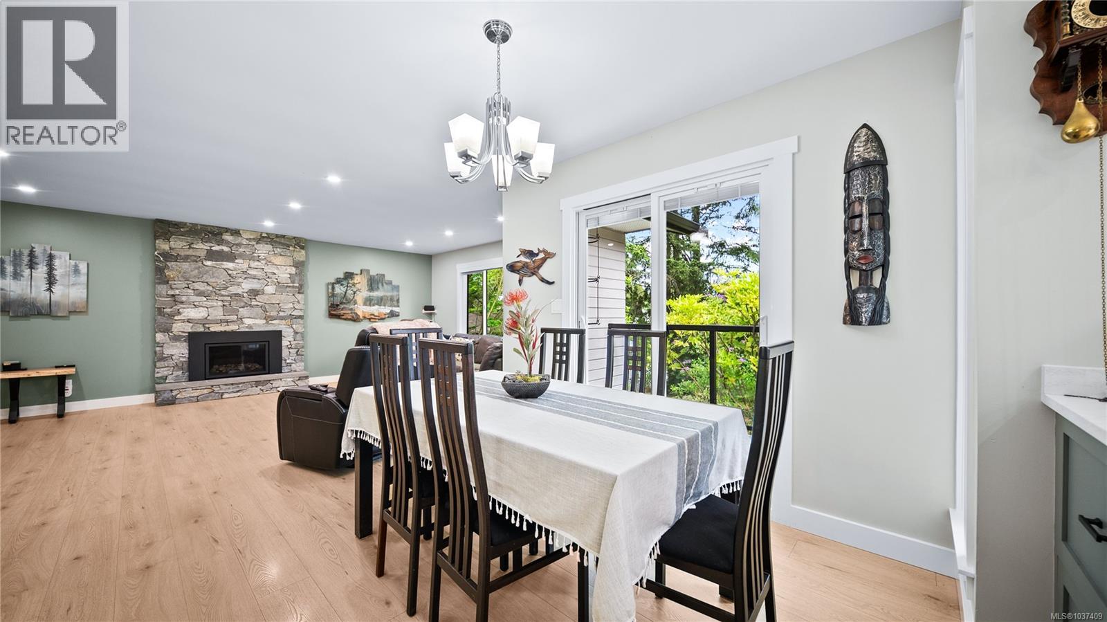 6258 Robin Way - 37