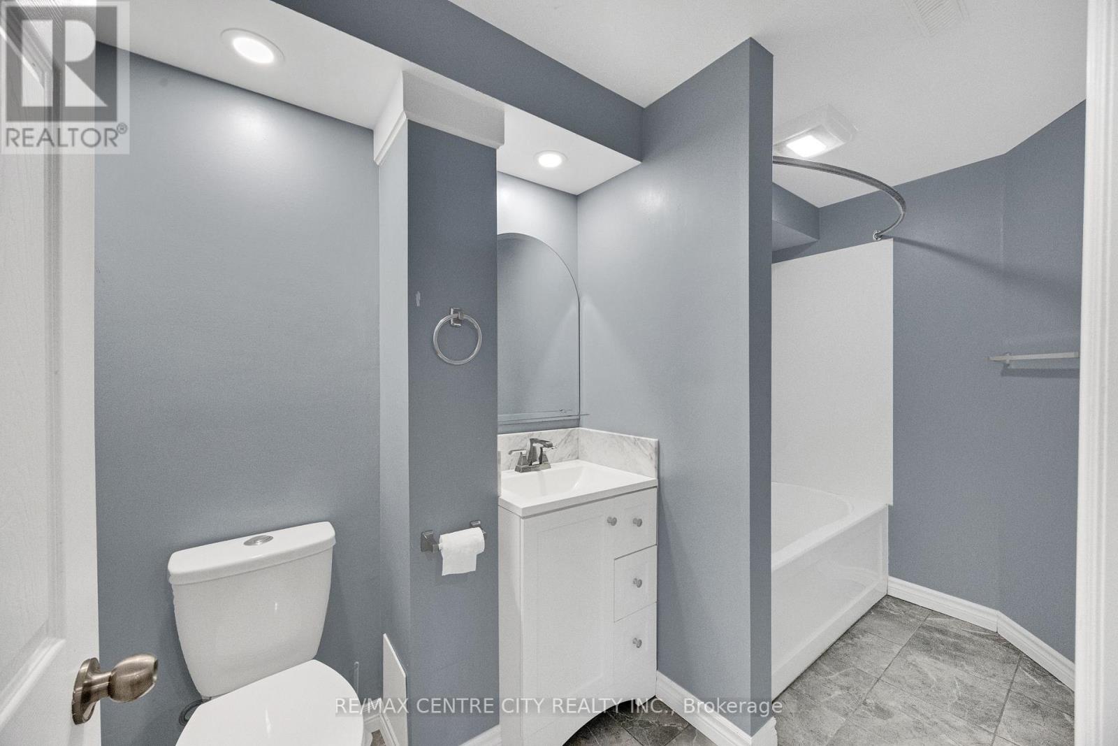 276 WILDGOOSE ROAD - 32
