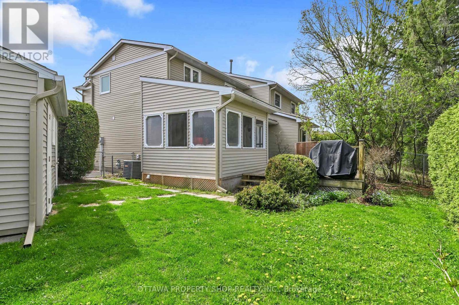 202 ROSEMARY GARDENS - 26