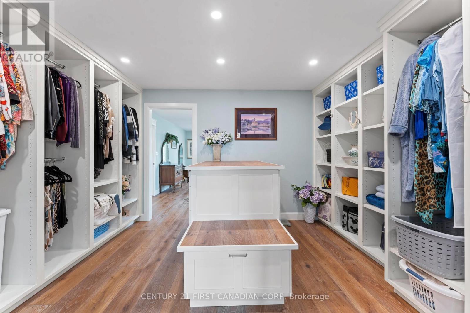 96 TUYLL STREET - 19