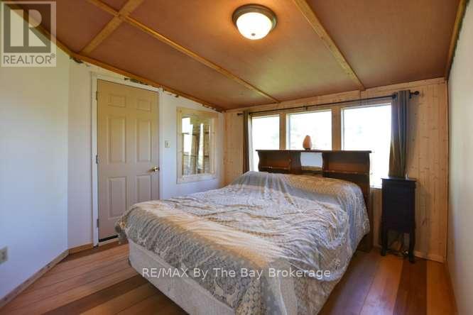 21 BRAESIDE STREET - 18