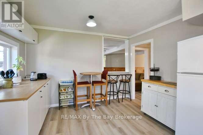 21 BRAESIDE STREET - 7