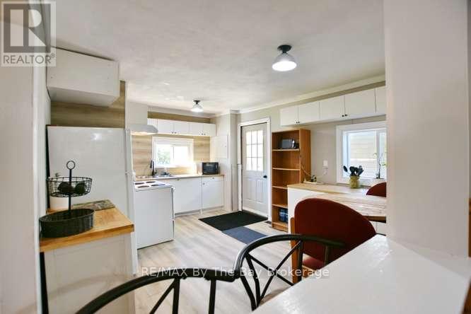 21 BRAESIDE STREET - 8