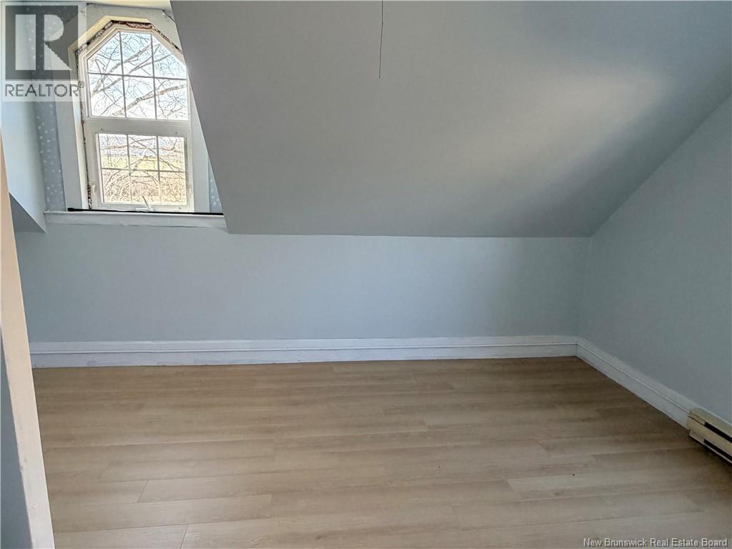 12211 Route 114 - 27