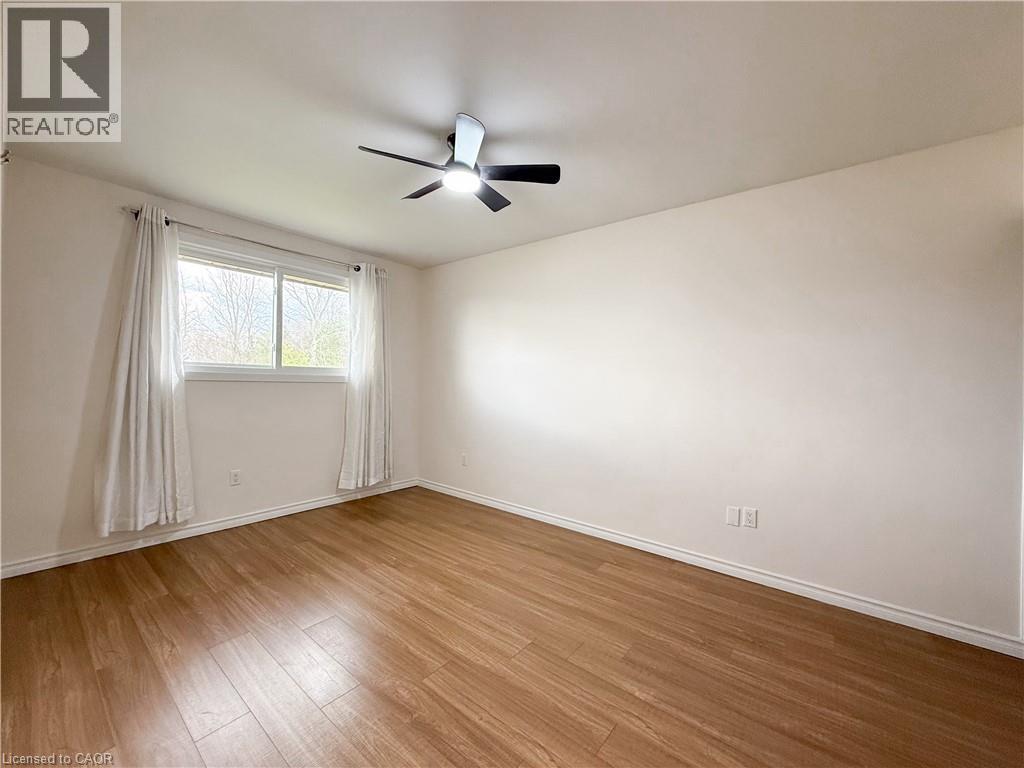 14 ORCHARD Crescent - 19