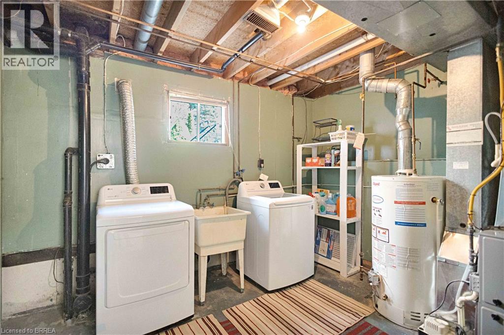 16 SANDLEWOOD Avenue - 28