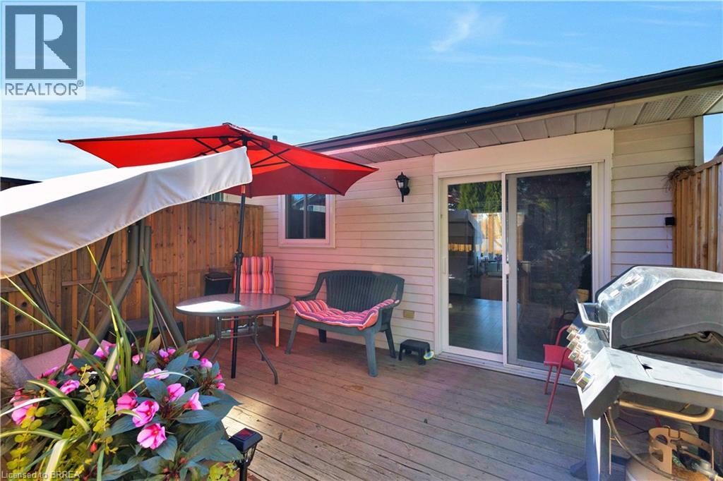 16 SANDLEWOOD Avenue - 34