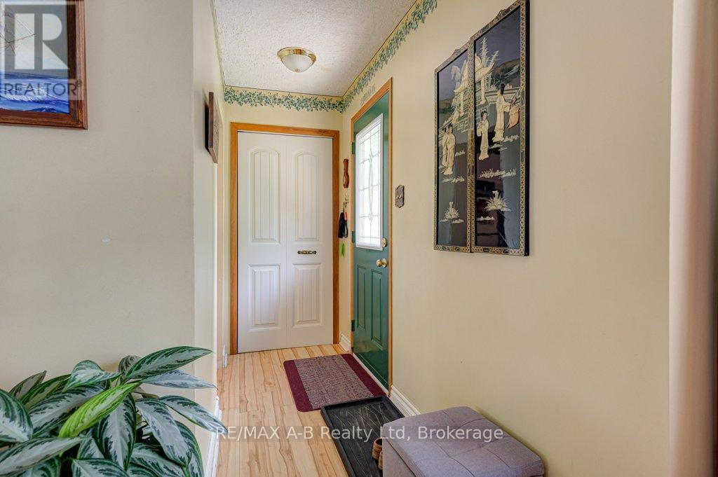 304 DOUGLAS STREET - 7