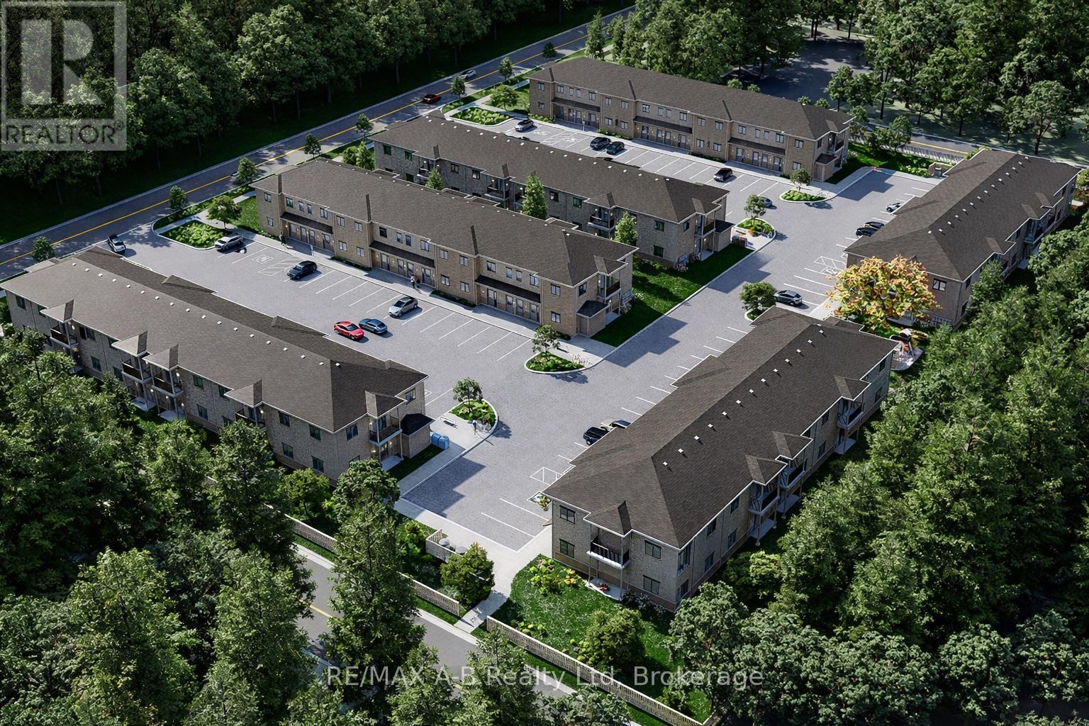 #2 95 ROSEWOOD DRIVE - 4