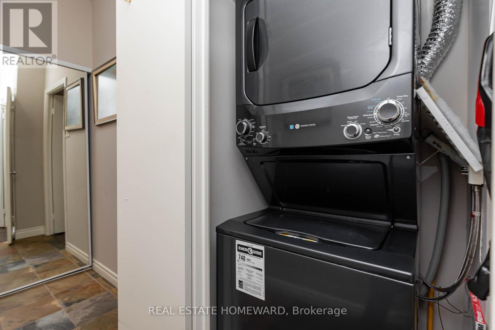 #101 600 QUEENS QUAY W - 16