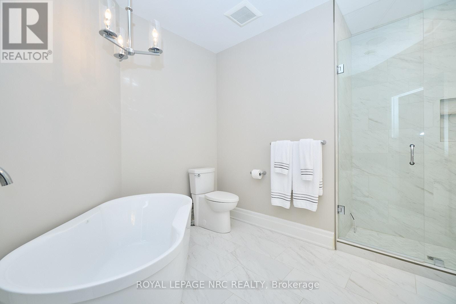50 ABERDEEN LANE S - Image 33