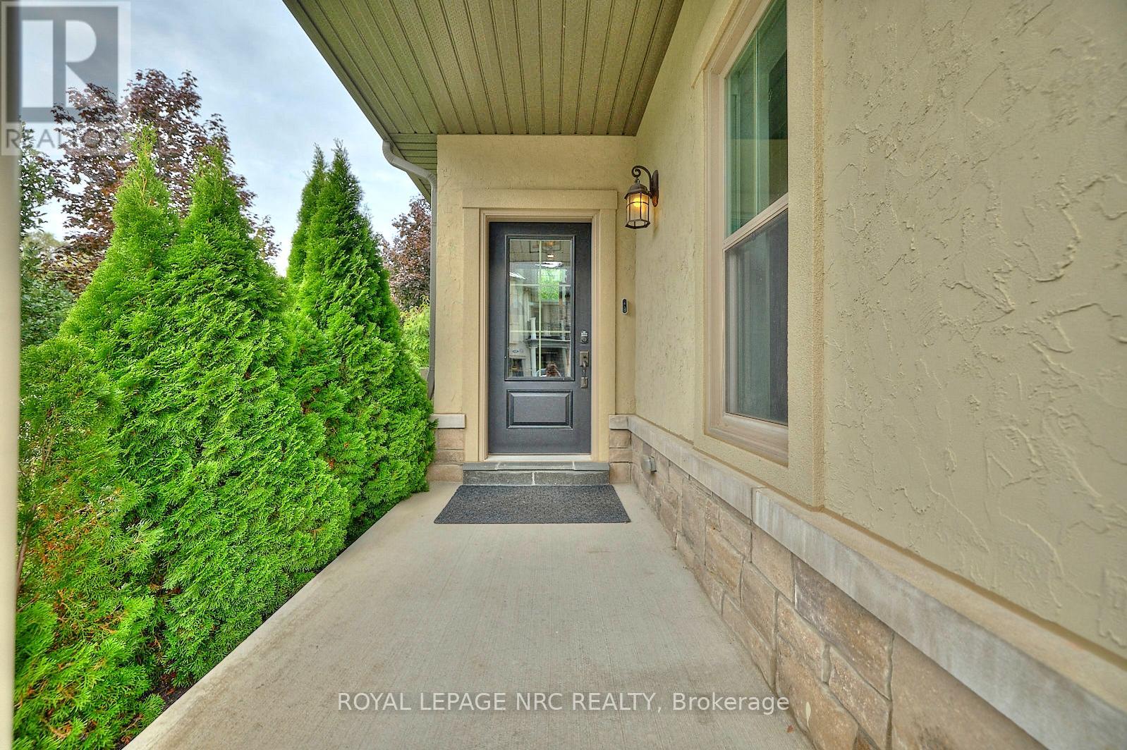 50 ABERDEEN LANE S - Image 4