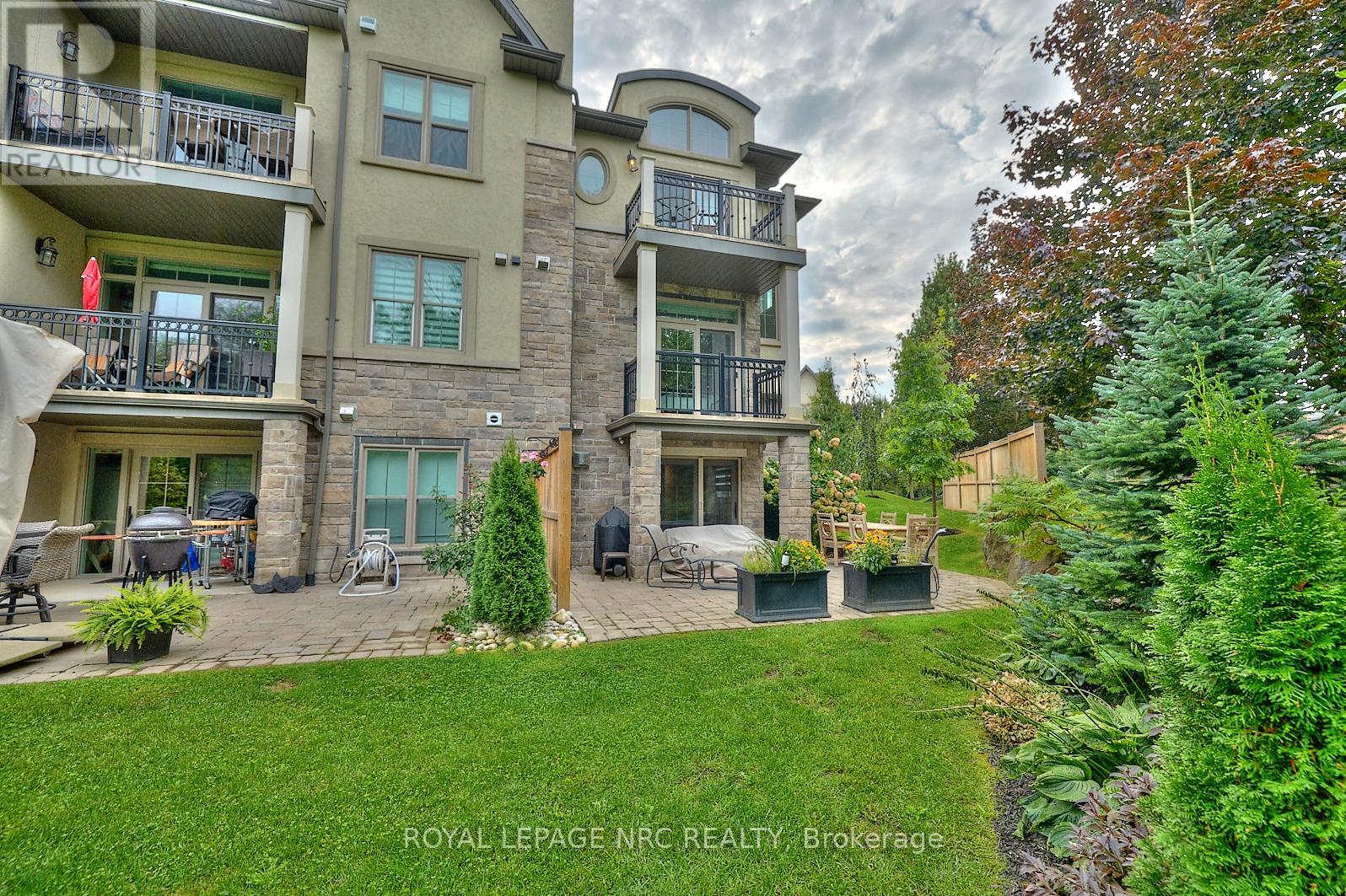 50 ABERDEEN LANE S - Image 36