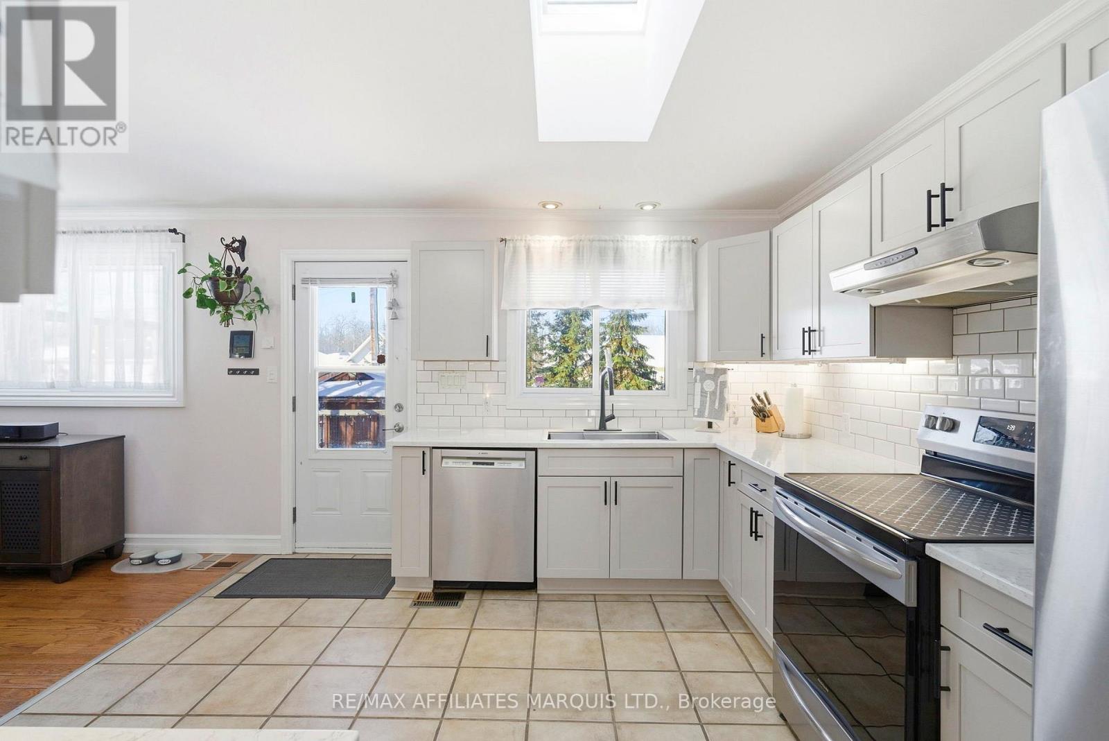 21 SPRUCE STREET - 15