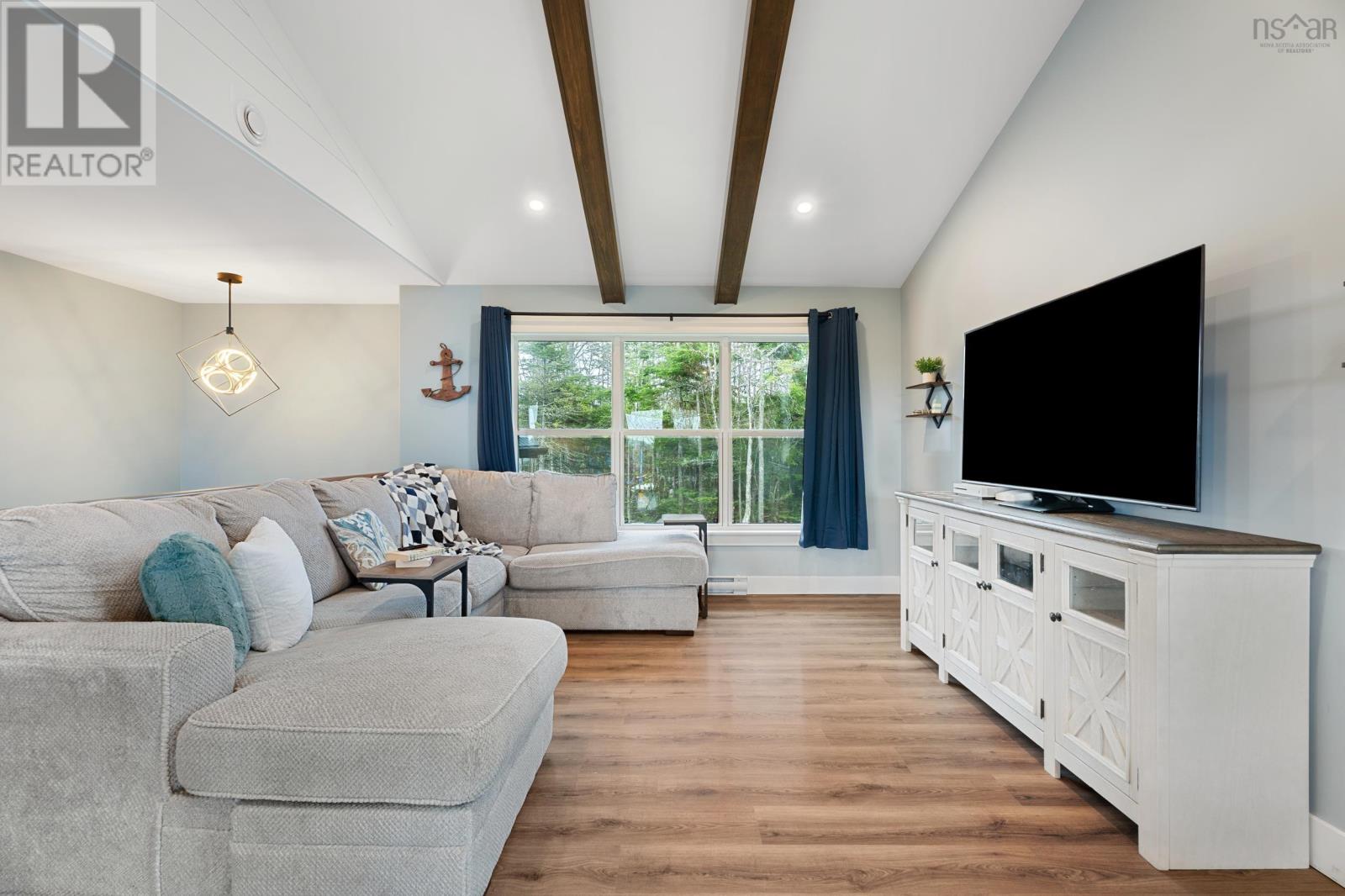 215 Portovista Drive - 10