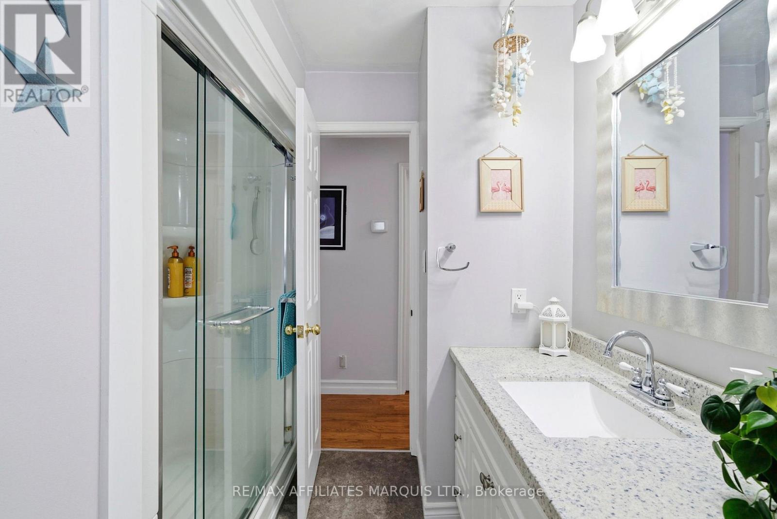 21 SPRUCE STREET - 23