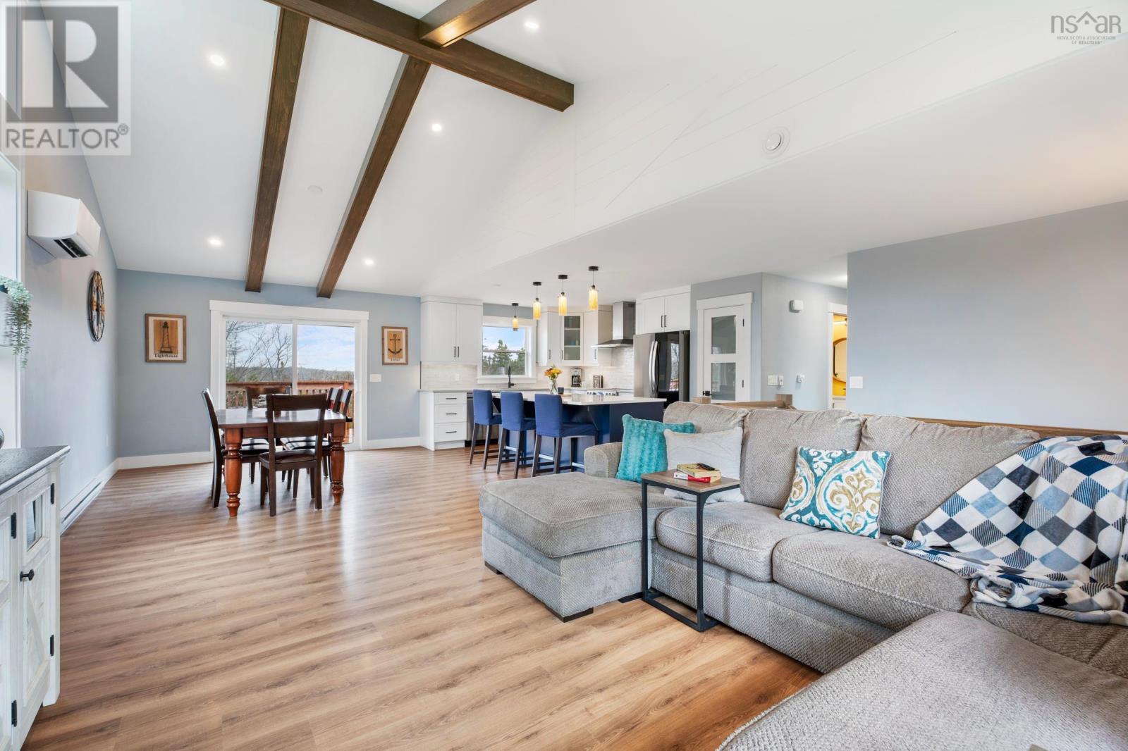 215 Portovista Drive - Image 3