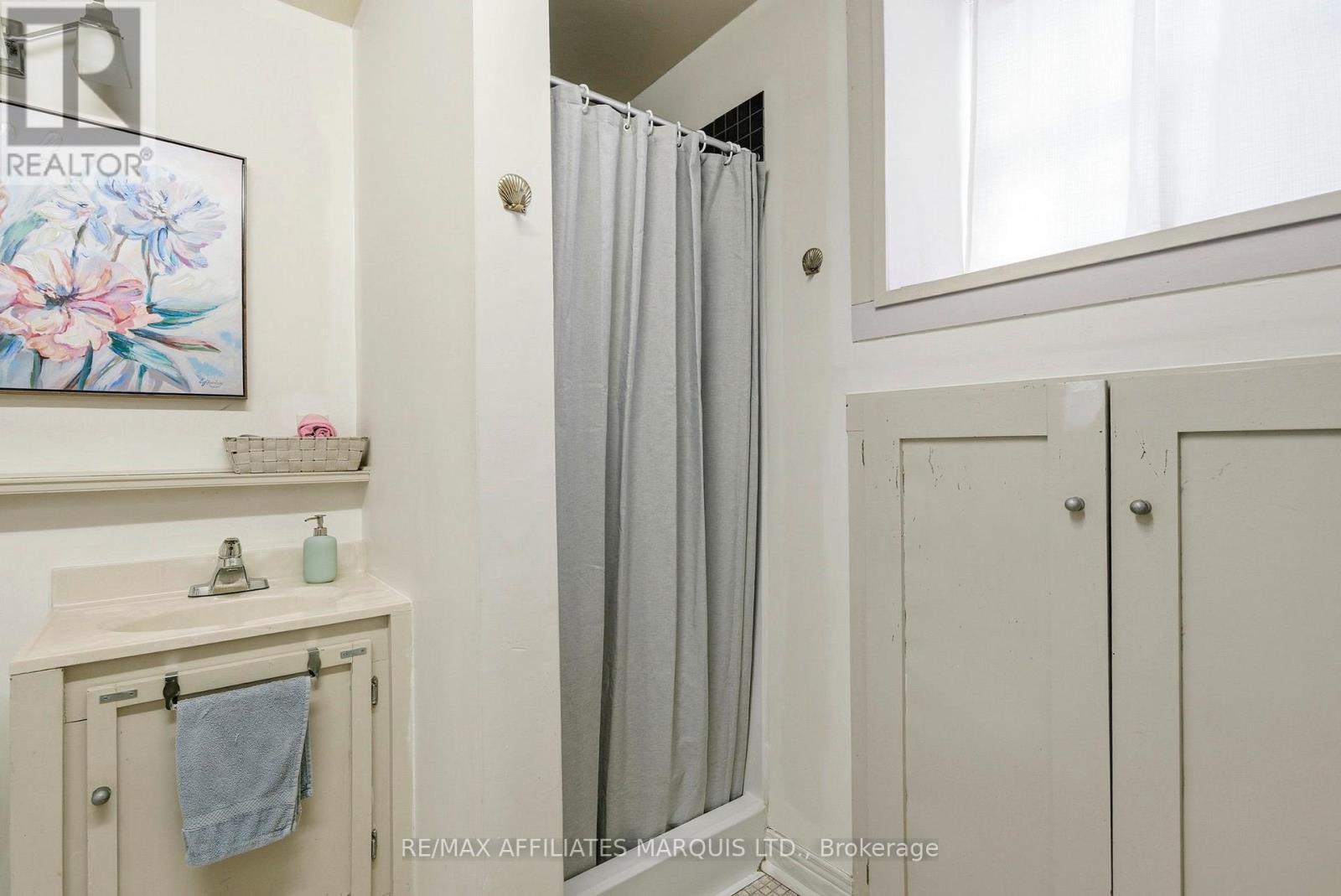 21 SPRUCE STREET - 36