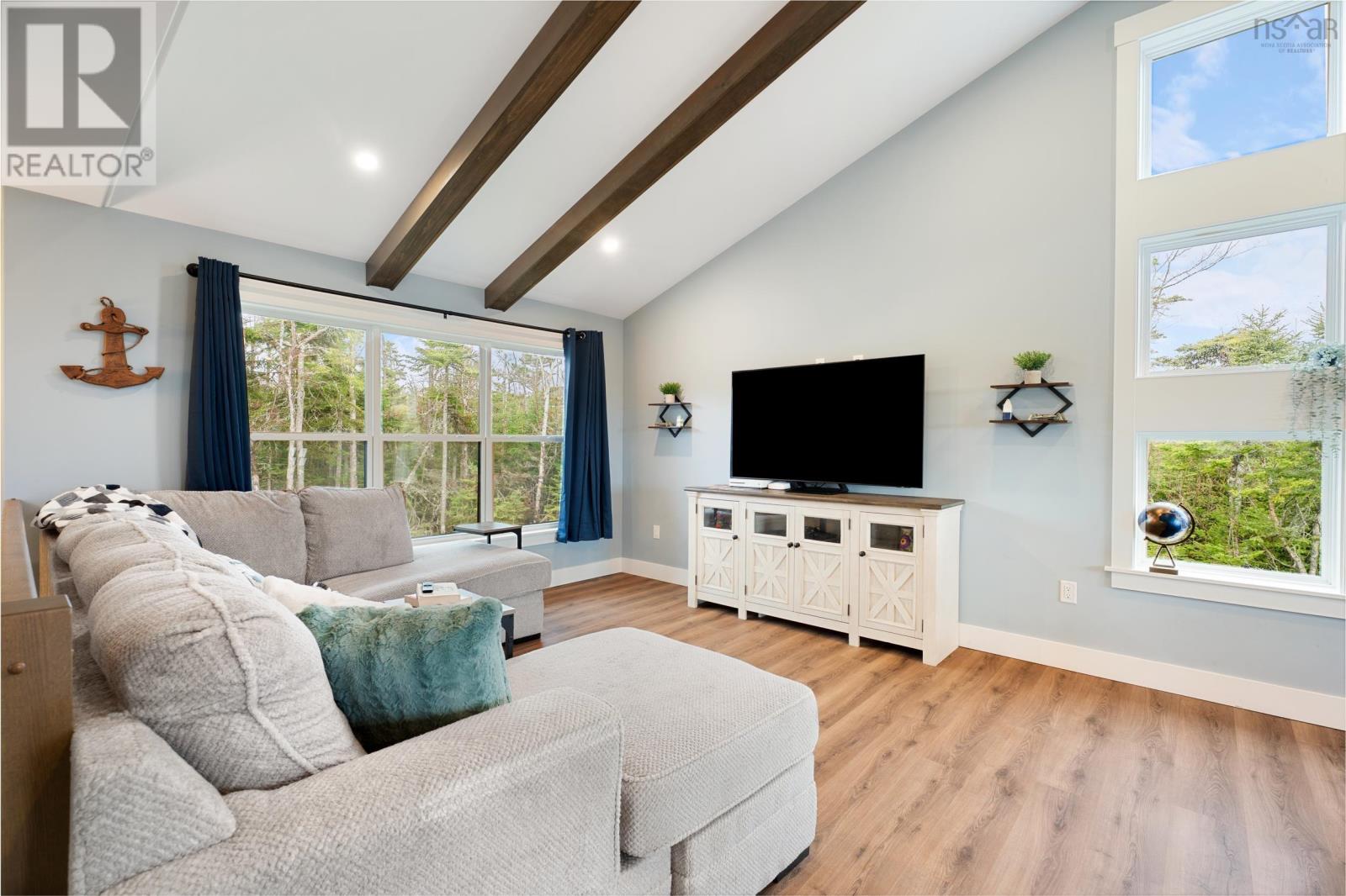215 Portovista Drive - 9