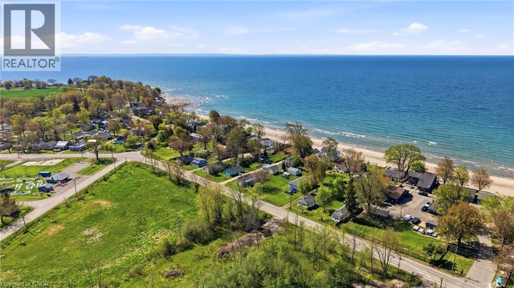12235 LAKESHORE Road - 48