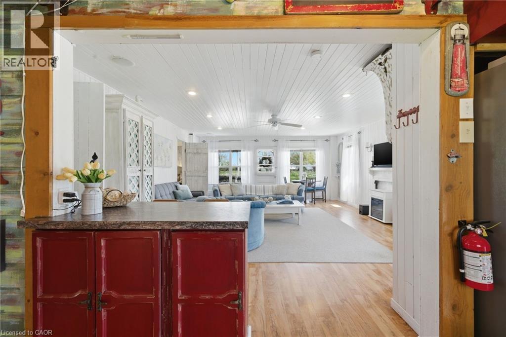 12235 LAKESHORE Road - 10