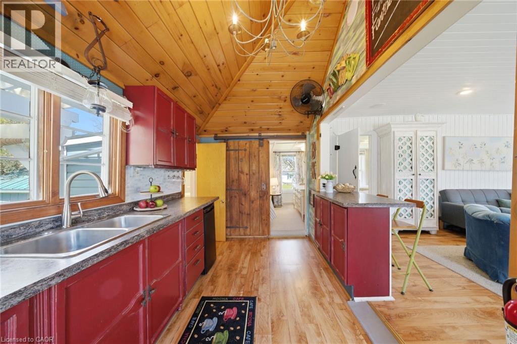 12235 LAKESHORE Road - 4