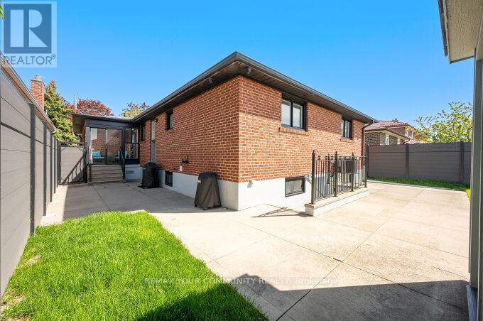 19 HAMER BOULEVARD - 36