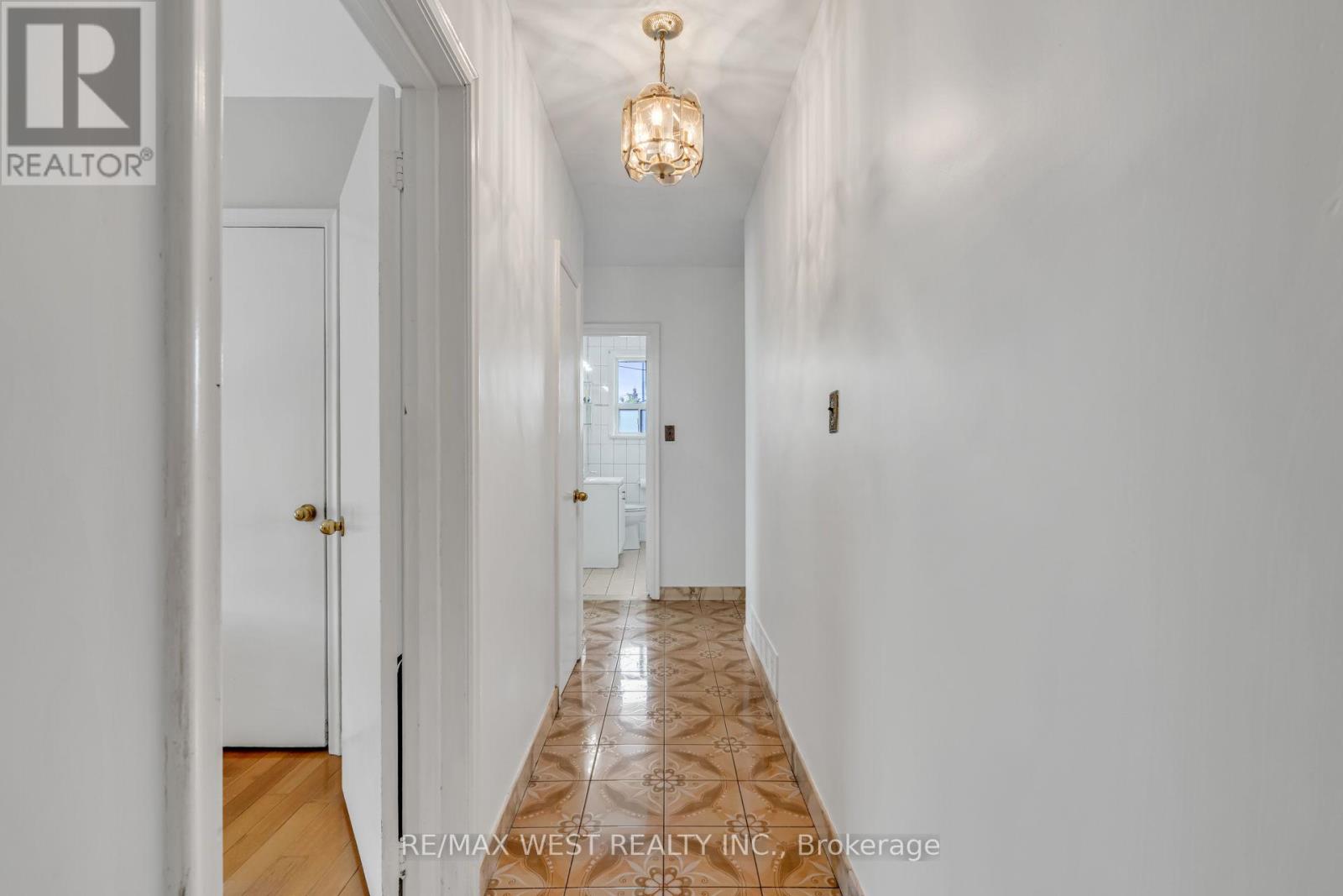 90 TAVISTOCK ROAD - 20