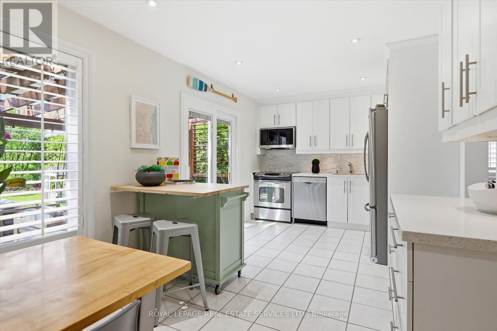 2123 GRAND RAVINE DRIVE - 18