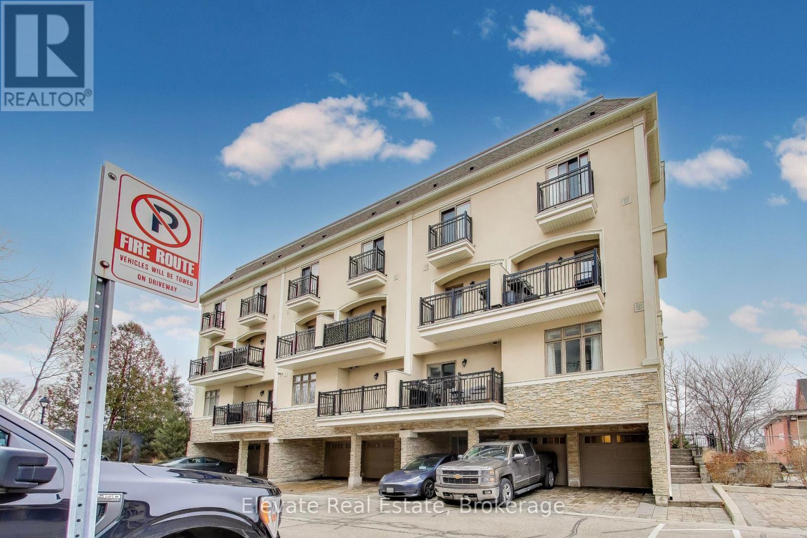 #24 3083 CAWTHRA ROAD - Image 3